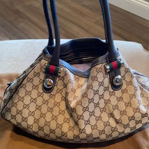 Vintage Gucci bag, slightly worn w/dust cover